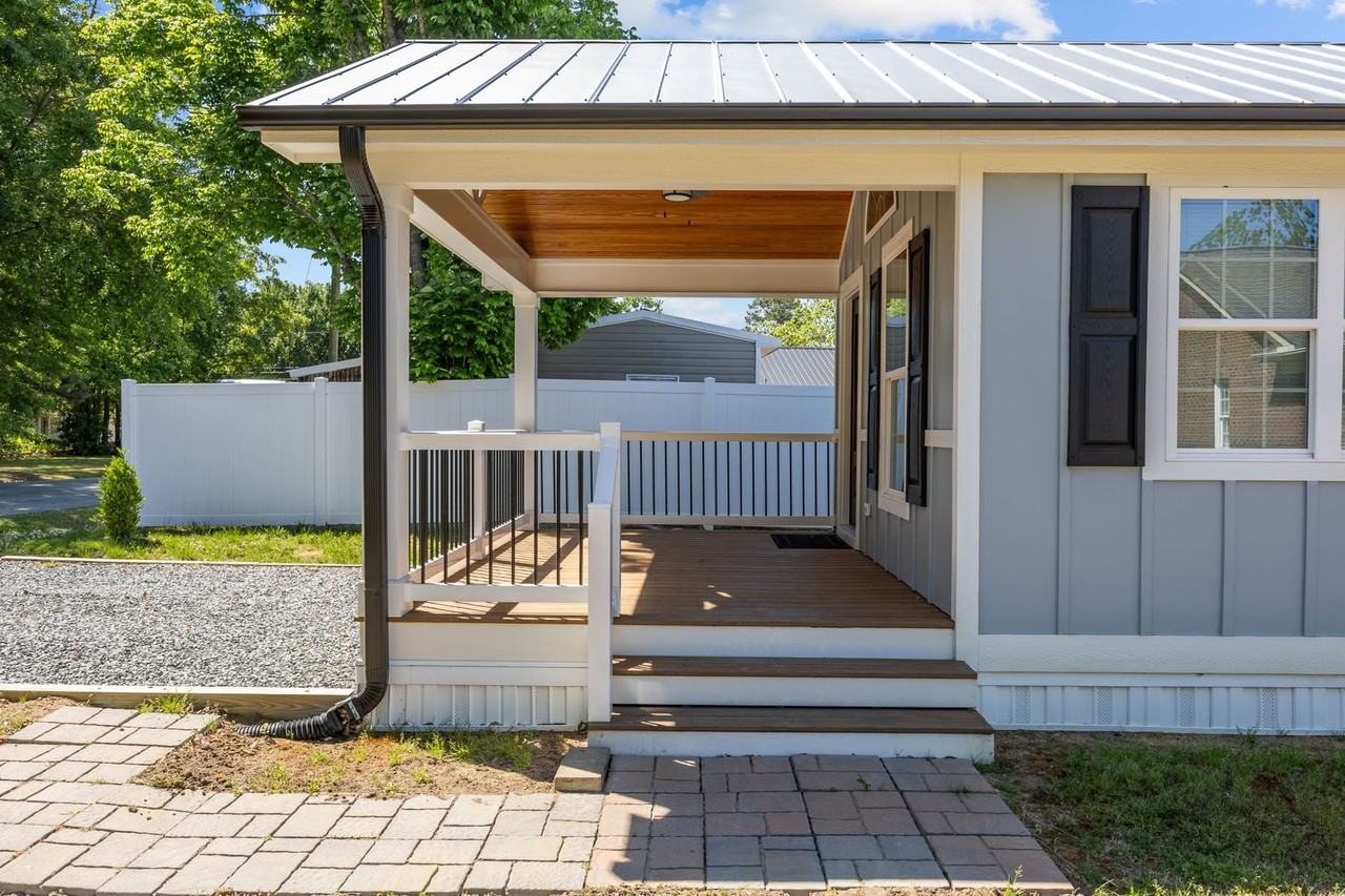 171 S Church St - Photo 5 of 24