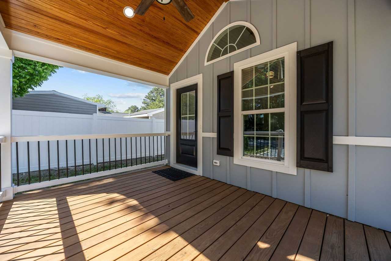 171 S Church St - Photo 6 of 24