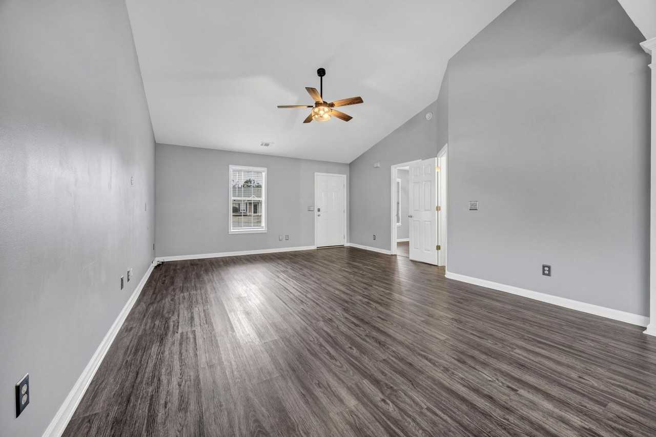 120 W Horn Ct - Photo 7 of 28