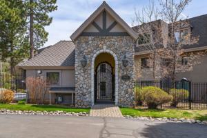 featured image of 933 Northwood Blvd #8