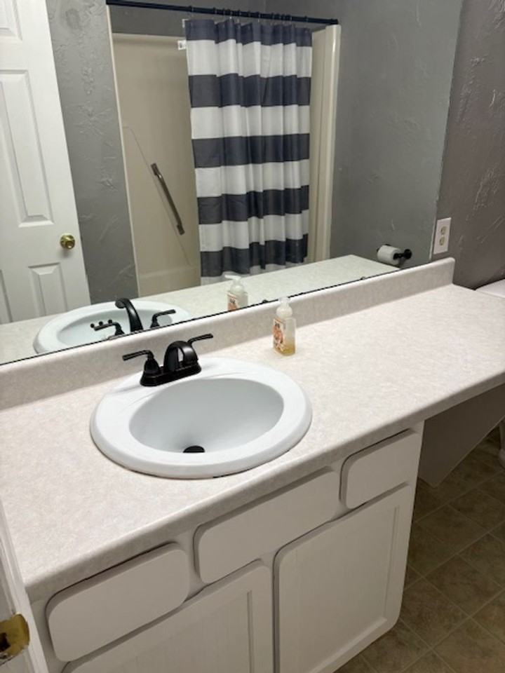 1622 Cedarview Ct - Photo 5 of 16