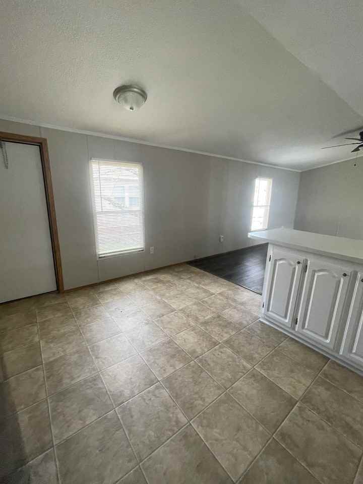 18 Bellwood Dr #18 - Photo 4 of 14