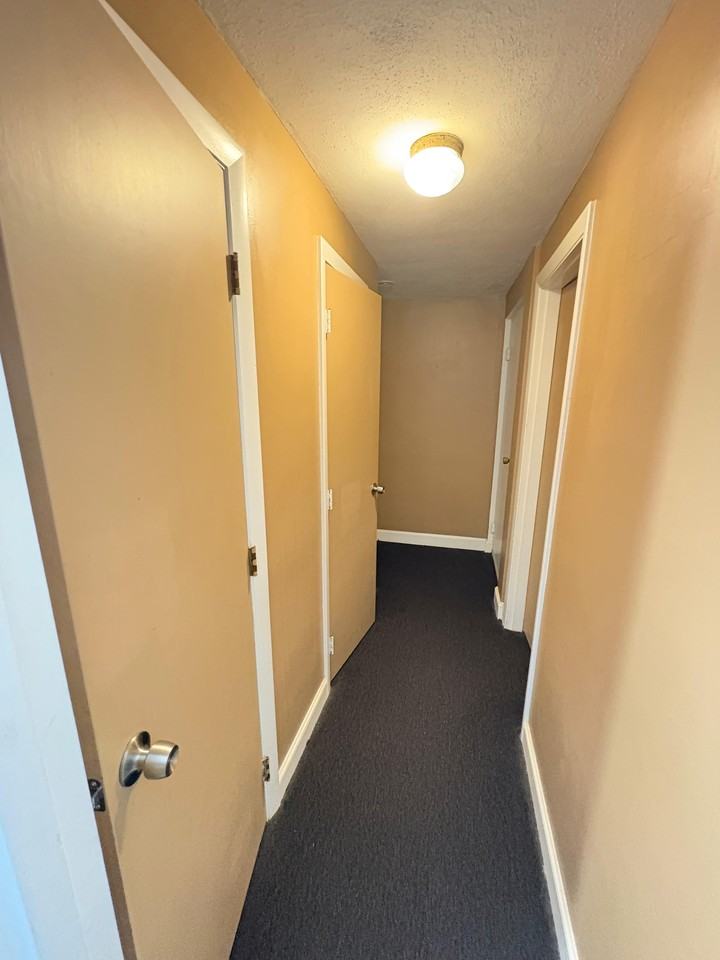 100 Ferry Street #6 - Photo 6 of 8