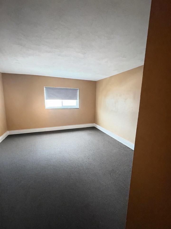 100 Ferry Street #6 - Photo 5 of 8