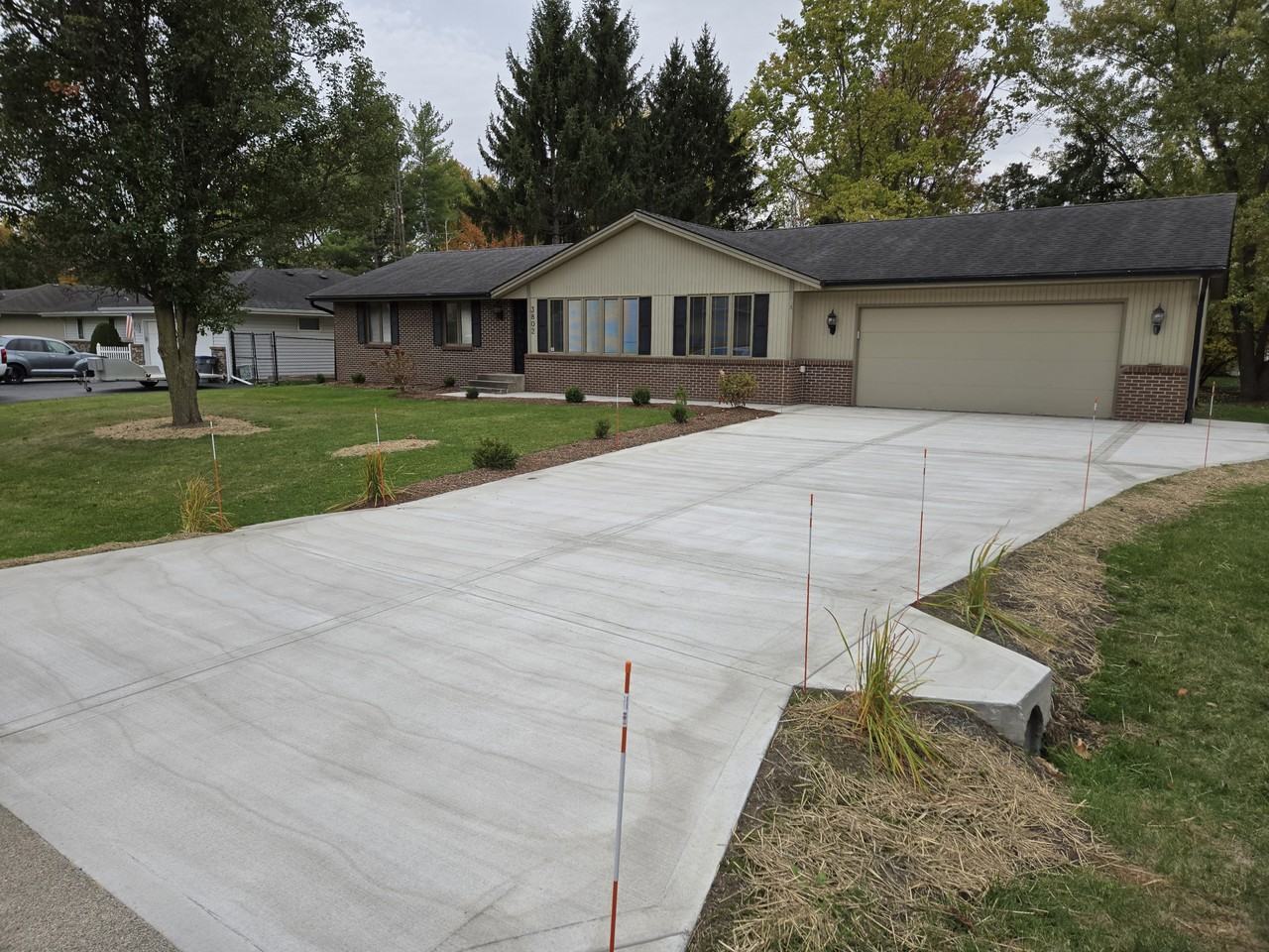 3802 Gnarl Tree Ln #1