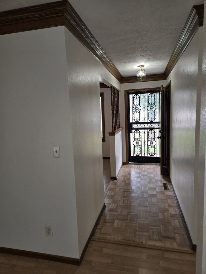 3802 Gnarl Tree Ln #1 - Photo 4 of 39