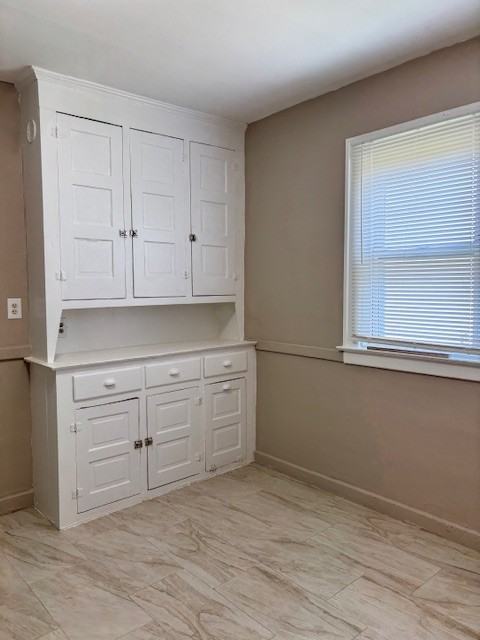 4915 Maplewood Ave #1 - Photo 2 of 50