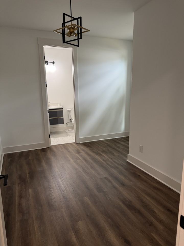 105 Hart Ln #B - Photo 2 of 16