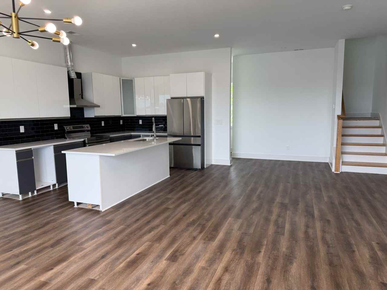 105 Hart Ln #B - Photo 5 of 16