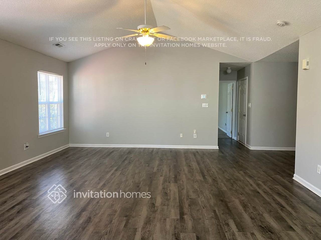 6022 Country Walk Dr - Photo 5 of 17