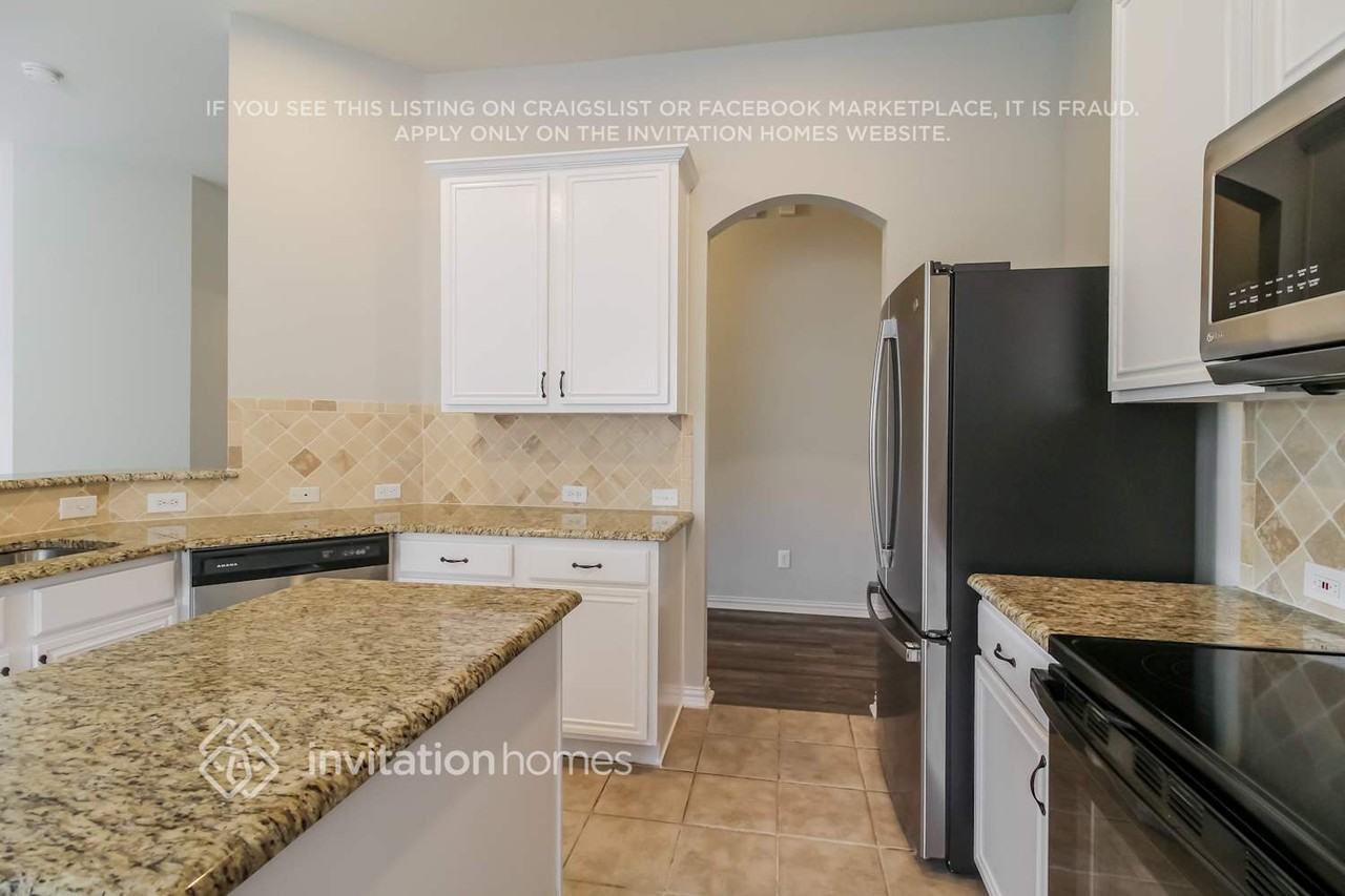 13425 Austin Stone Dr - Photo 7 of 17