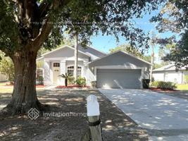 featured image of 10207 Summer Elm Ave