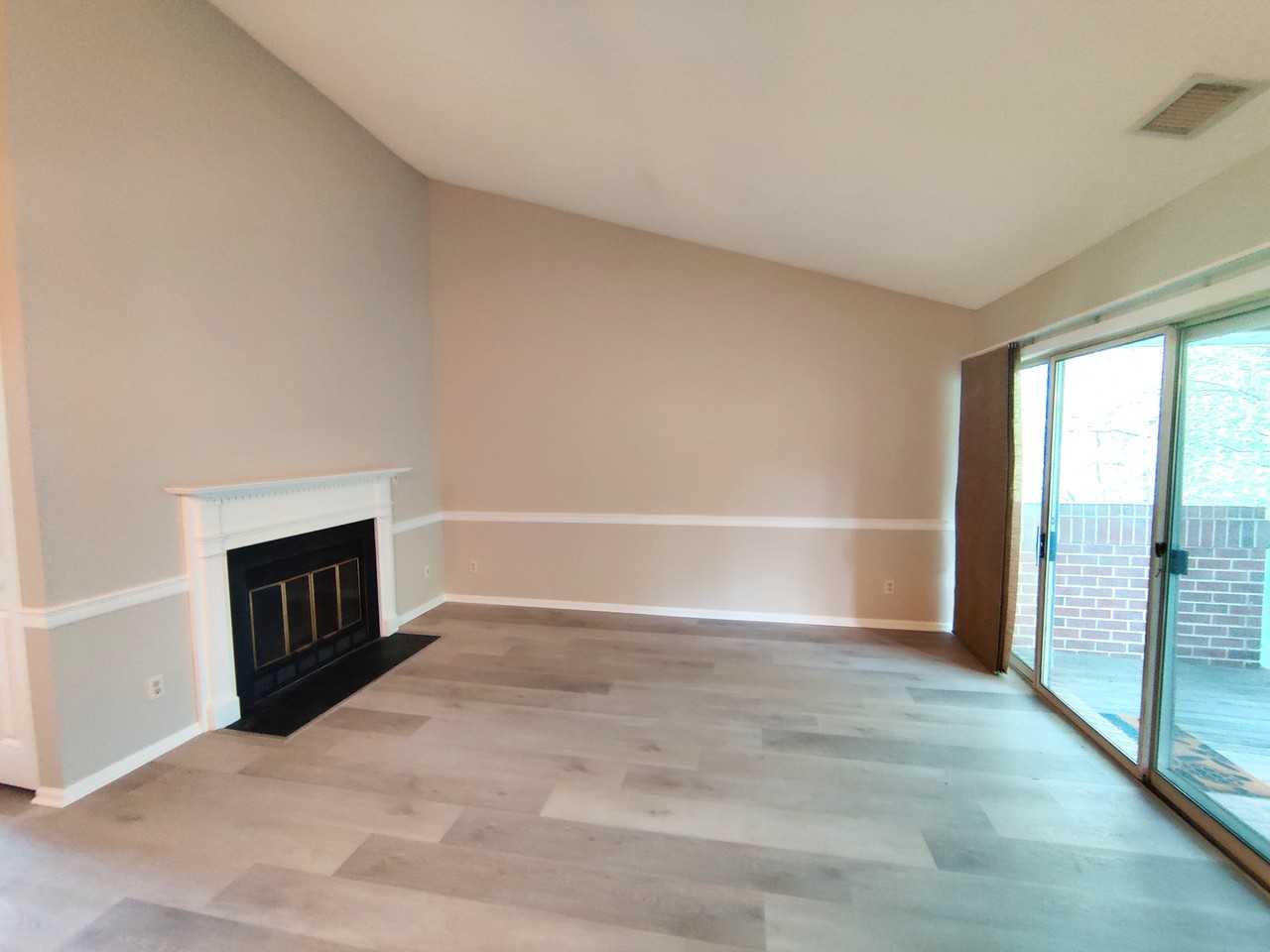 3151I Covewood Court - 1Unit D #1 - Photo 5 of 19