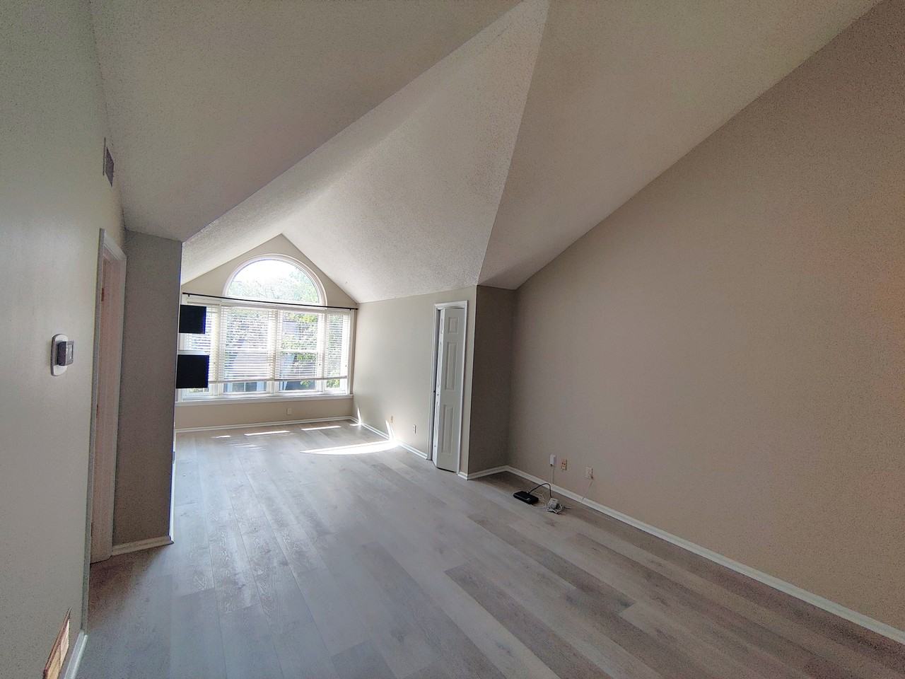 3151I Covewood Court - 1Unit D #1 - Photo 7 of 19