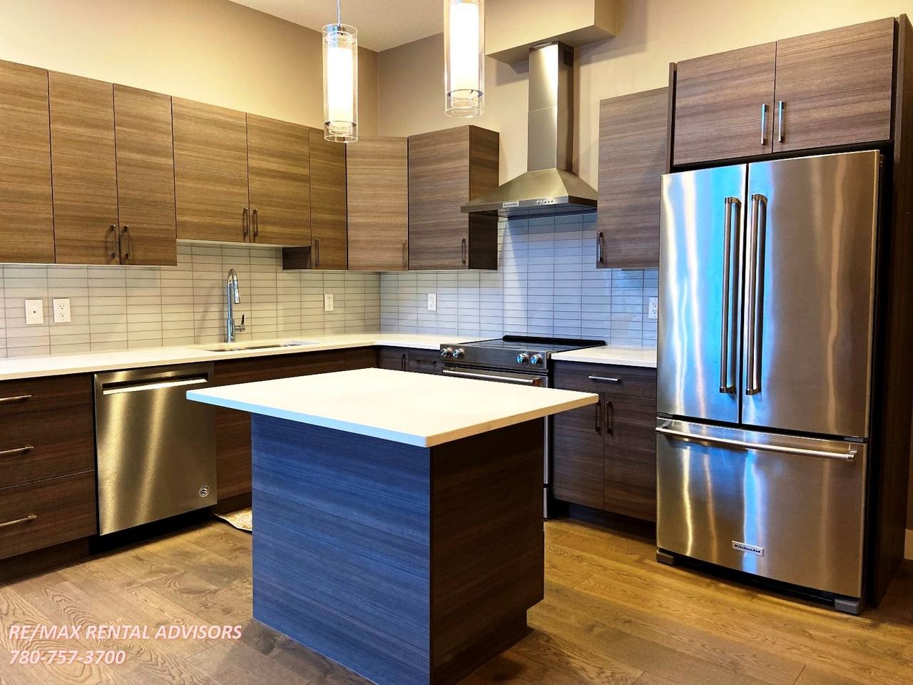 #407 10006 83 Avenue Northwest - Photo 4 of 18