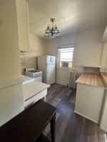 featured image of 1032 Vaughn St