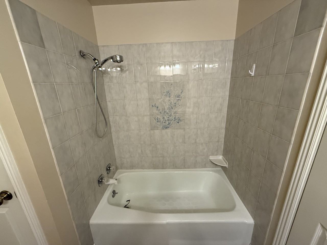 431 E 2050 N - Photo 5 of 12