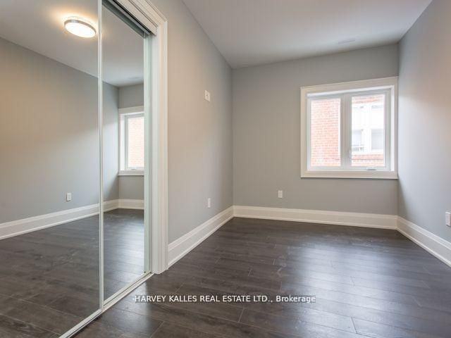 987 Avenue Road - Photo 6 of 11