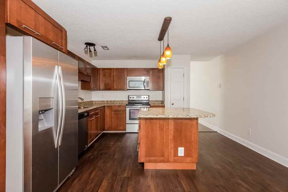 13438 Glencreek Ln - Photo 7 of 16