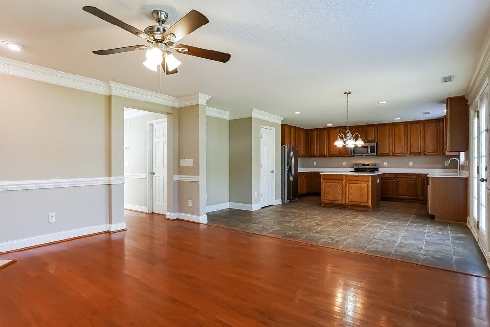 124 Sleeper Car Ln - Photo 5 of 17