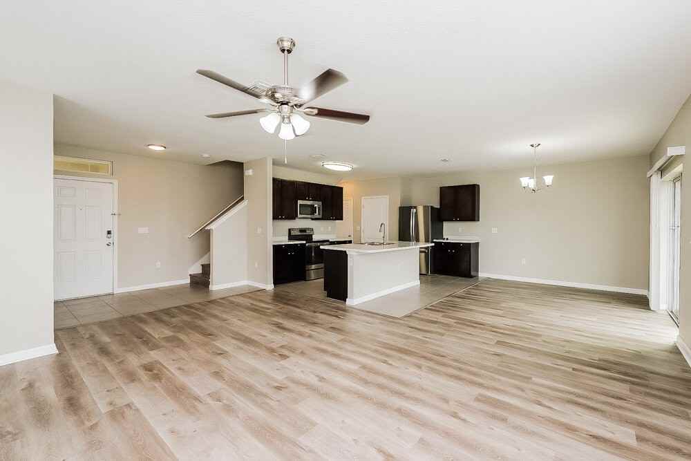 10430 Whispering Hammock Dr - Photo 6 of 17