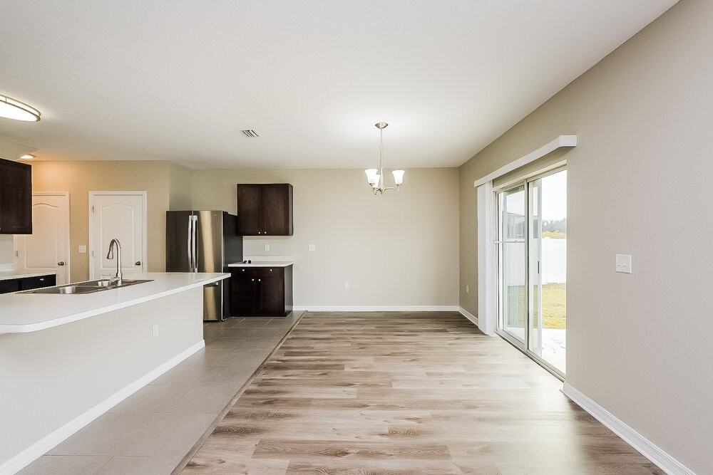 10430 Whispering Hammock Dr - Photo 7 of 17