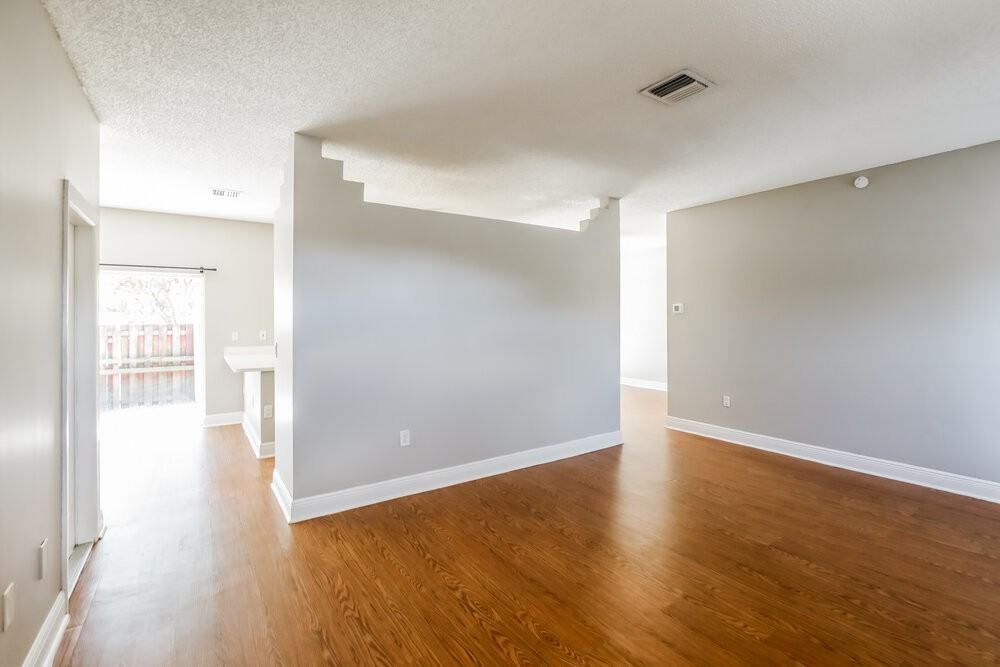 9216 Sw 213th Ln - Photo 3 of 16