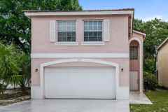 4124 Pine Hollow Cir - Photo 1 of 1
