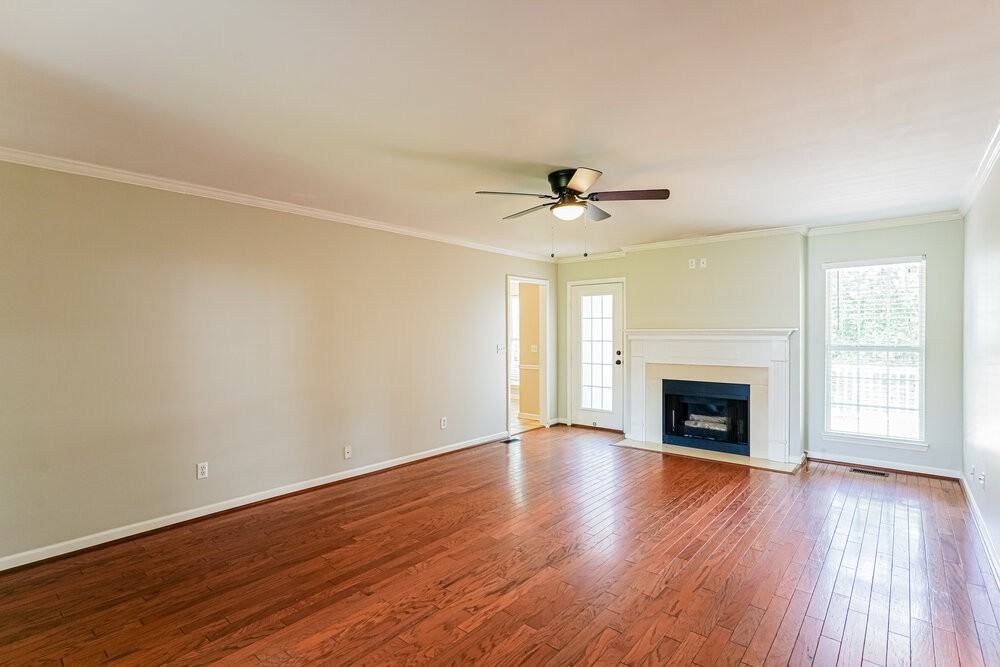 102 Vera Jean Ct - Photo 5 of 17