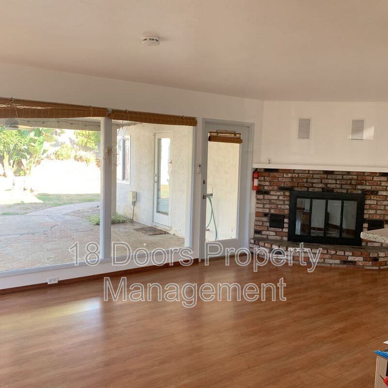 5167 Tipton St - Photo 5 of 33