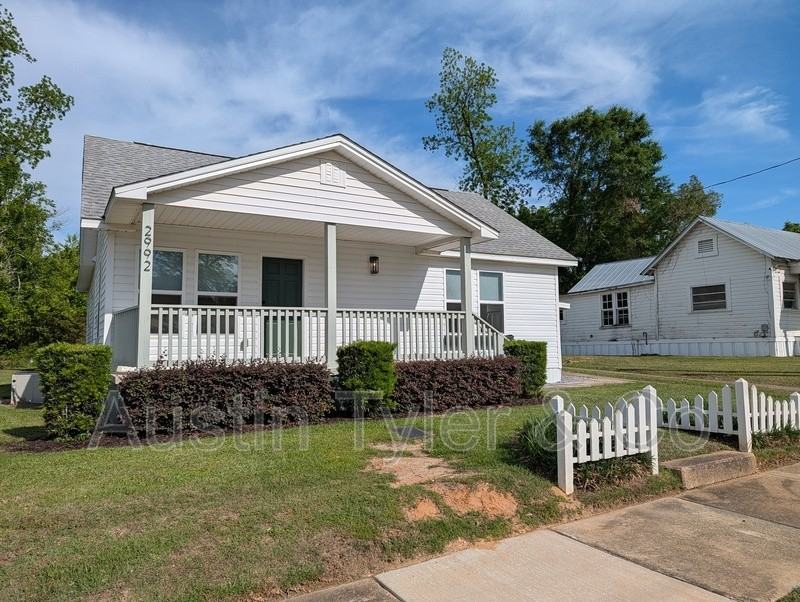 2992 Hospital Dr - Photo 2 of 15