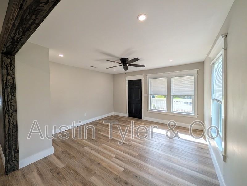 2992 Hospital Dr - Photo 5 of 15