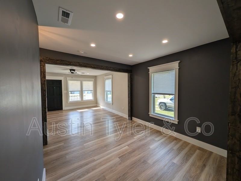 2992 Hospital Dr - Photo 7 of 15