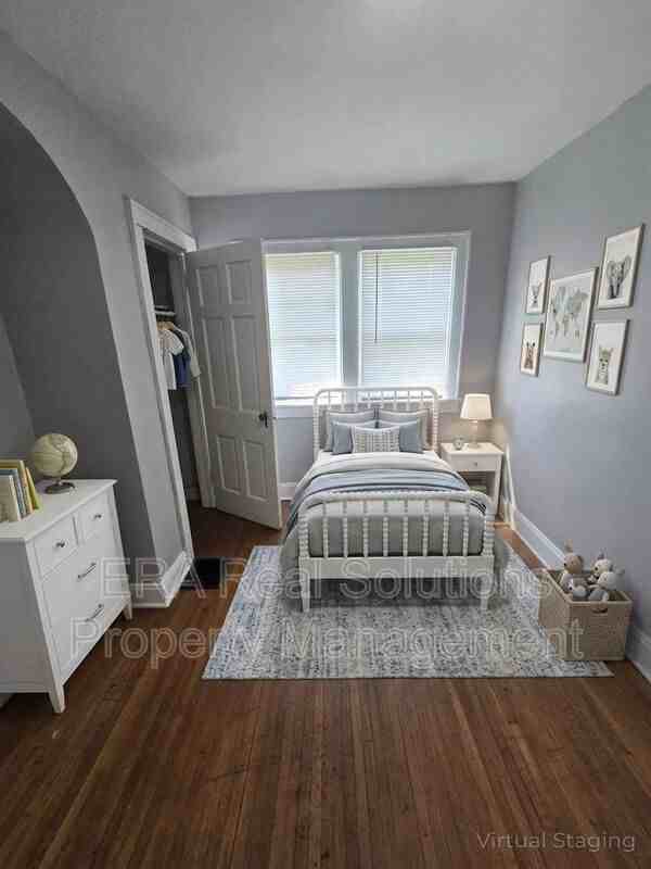 1577 Cordell Ave - Photo 4 of 12