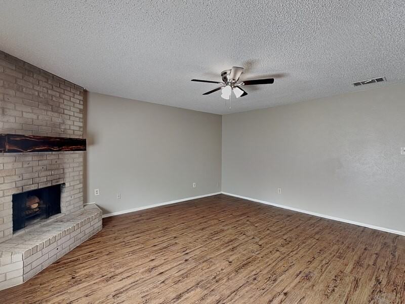 701 Admiralty Way - Photo 2 of 19