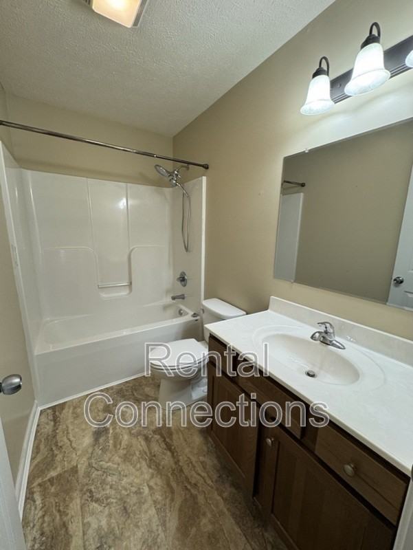 1819 Bridge St - Photo 7 of 9