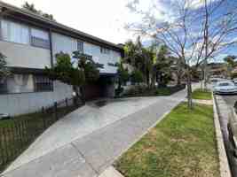 featured image of 3956 Stevely Ave