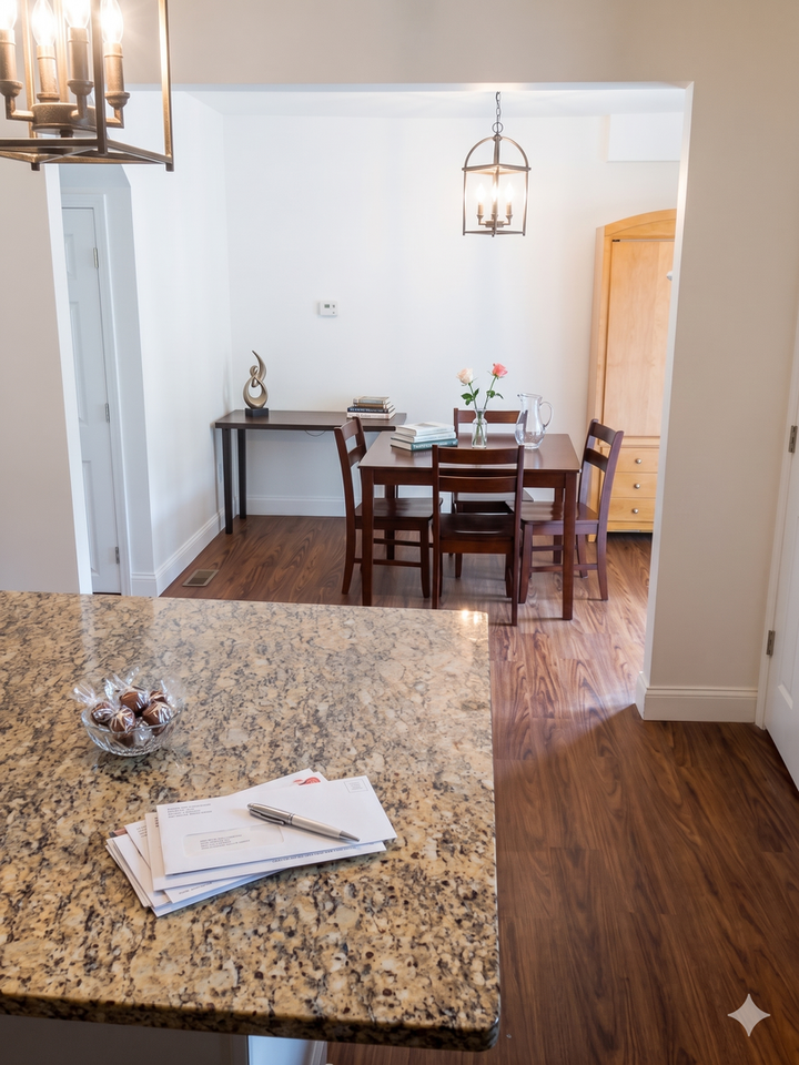 2820 Patterson St - Photo 4 of 12