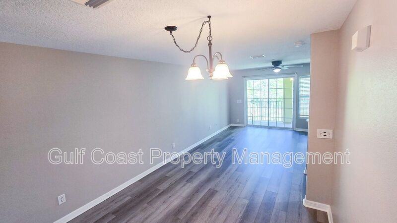 8673 Majestic Elm Ct - Photo 5 of 27