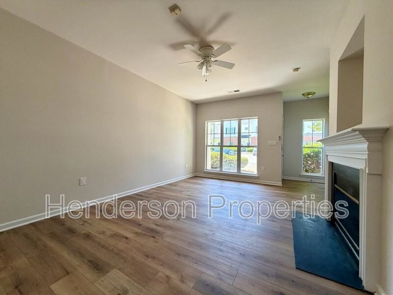 6415 Mallard View Ln - Photo 3 of 20