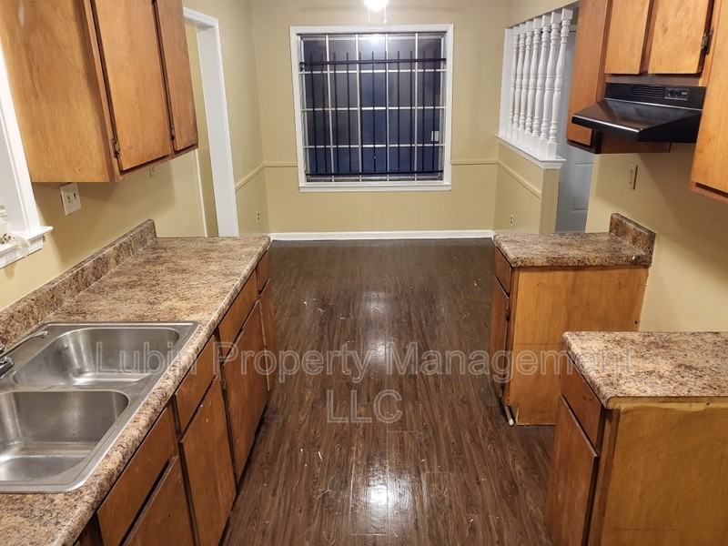 2027 Mcpherson Rd - Photo 5 of 6