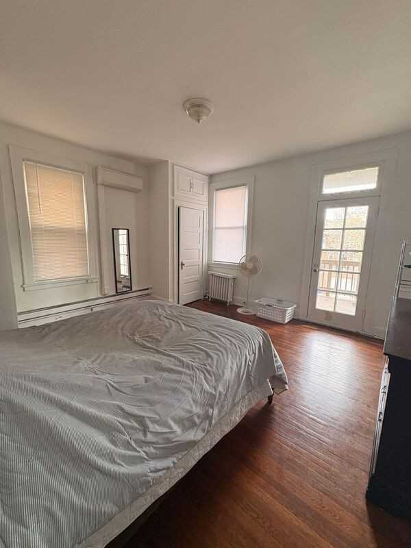 3025 N Calvert St #3027E4 - Photo 4 of 14