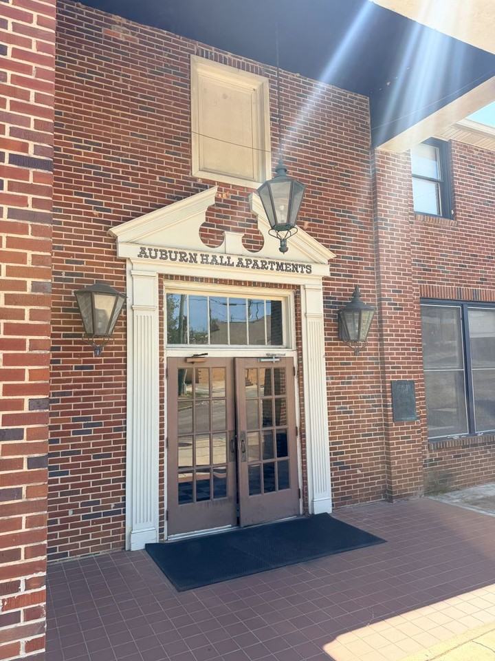 Auburn Hall - Photo 2 of 16