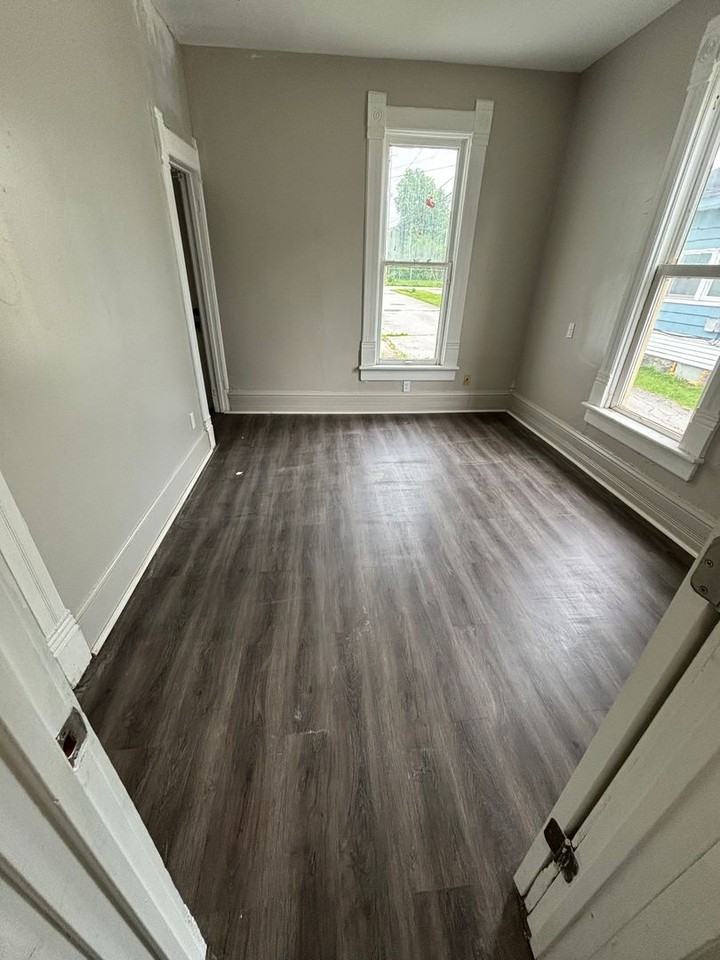 514 South 5th Street - Photo 3 of 11
