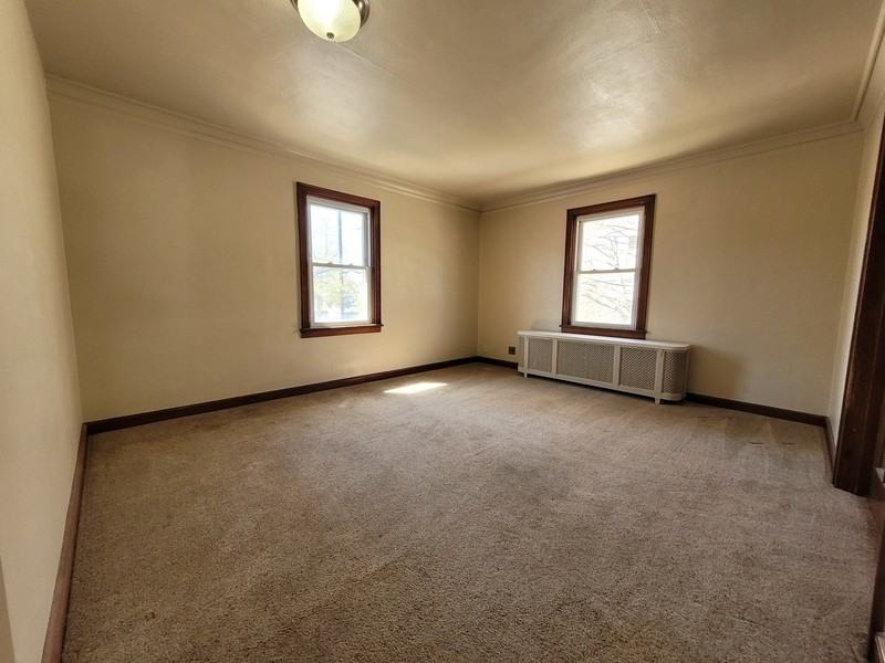 4 2/4 Sherman Pl - Photo 3 of 9