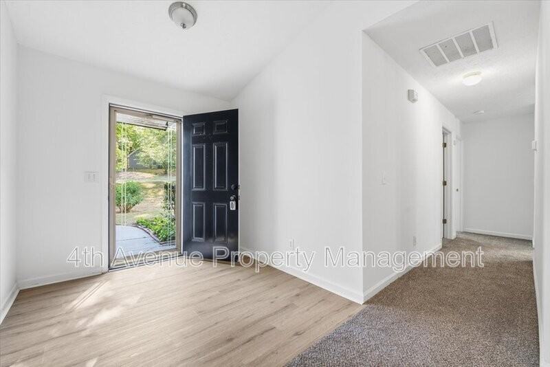 407 Crested View Dr - Photo 4 of 30