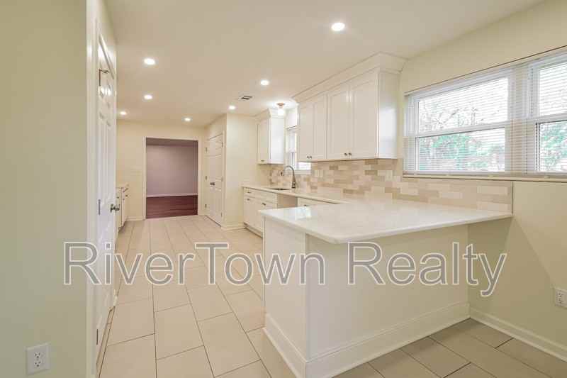 277 S Mount Pleasant Rd - Photo 6 of 15