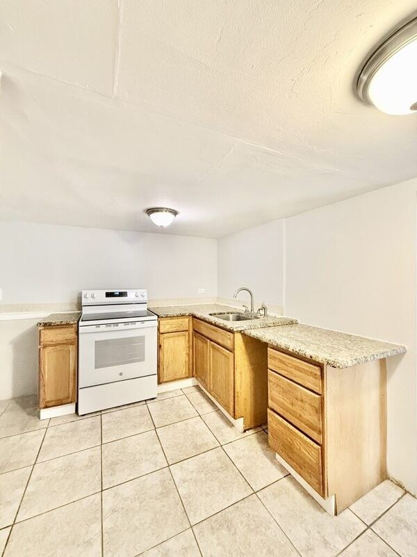2611 41st Ave N - Photo 7 of 50