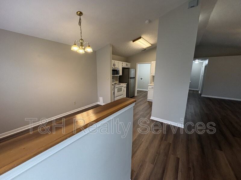 3433 Lauren Dr - Photo 7 of 27