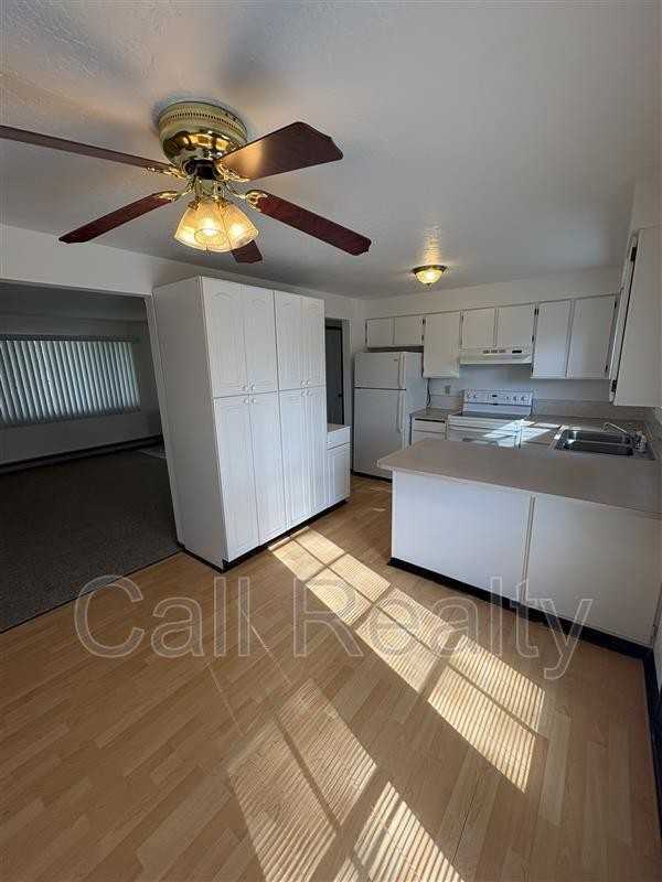 3911 S Moffitt Rd - Photo 2 of 11